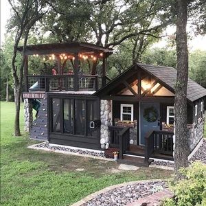 Meet your Posher, Sonia